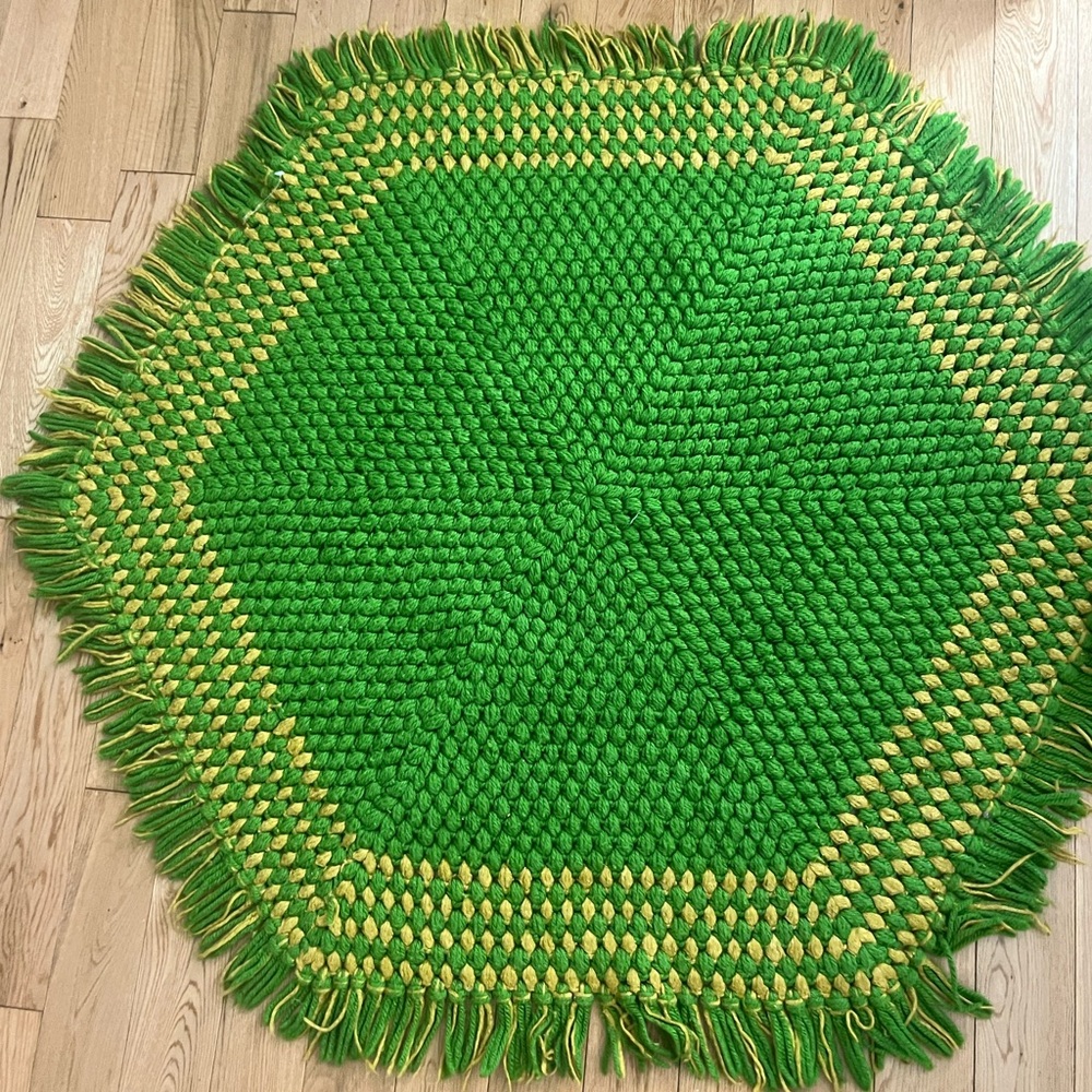 Vintage Green and Yellow Hexagonal Rug